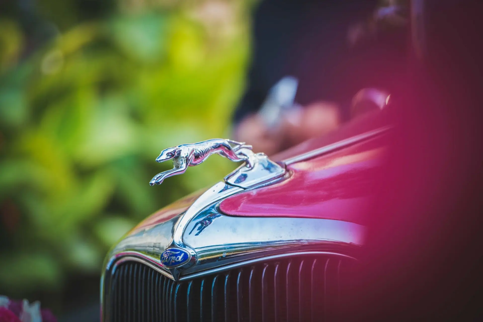Ford vintage luxury cars.JPG