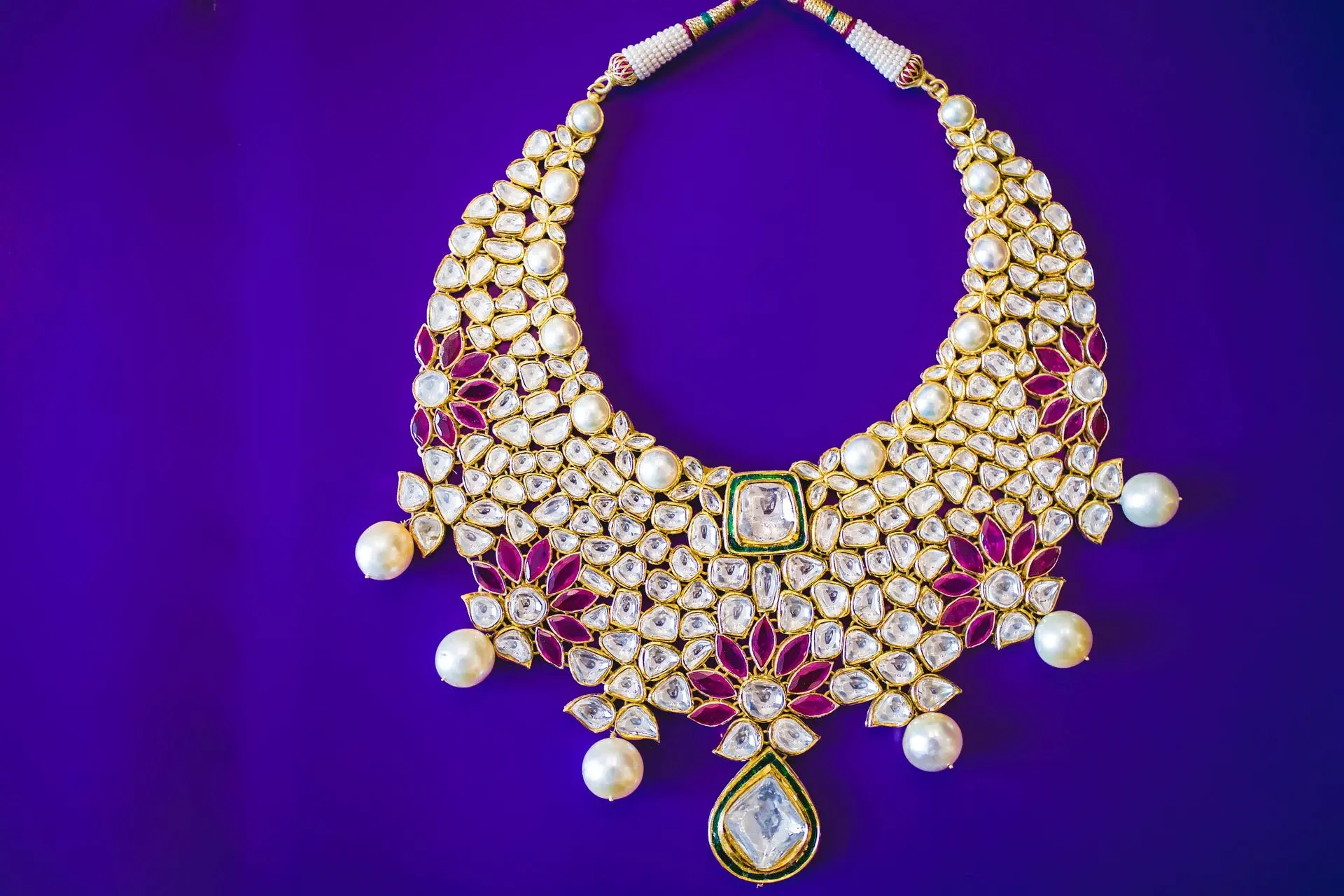 Kundan Necklace.jpg